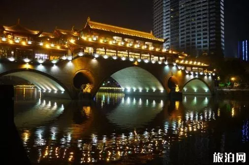 北京和成都哪個適合外國人旅游 北京和成都哪個適合外國人旅游