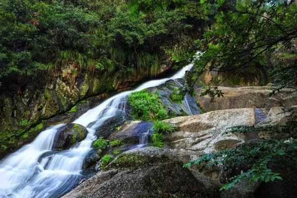 三清山在哪里 具體地址及交通指南