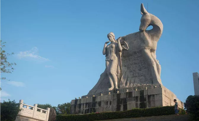鹿回頭公園